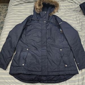 Women's Columbia Navy Blue Fur-Trimmed Jacket